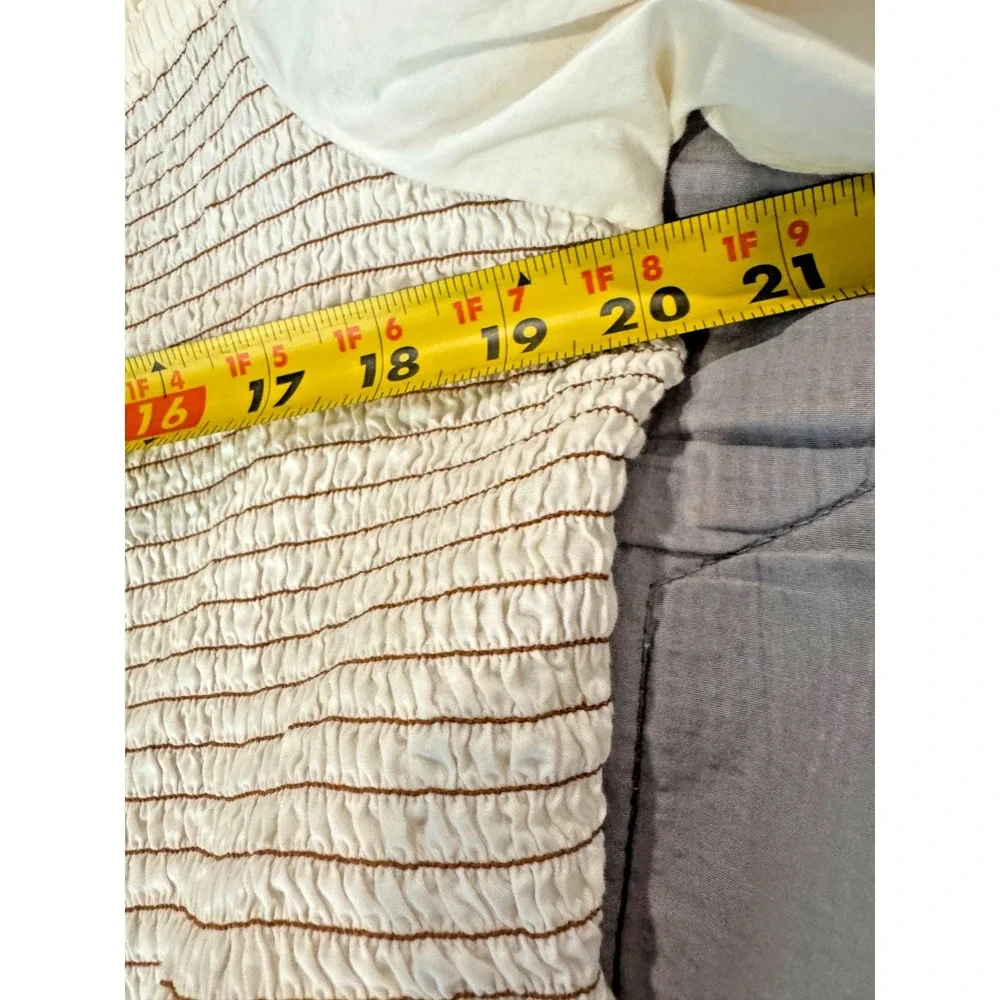 Old Navy Smocked Top Women's Size XXL Cream Peplum Waist Elastic Bodice NWT